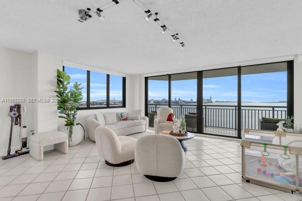 BRICKELL KEY II CONDO - Residential