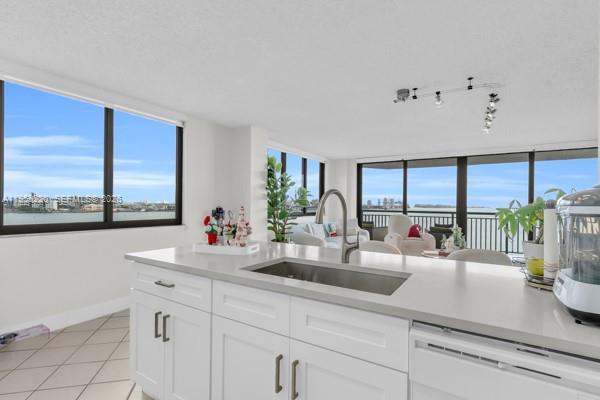 BRICKELL KEY II CONDO - Residential