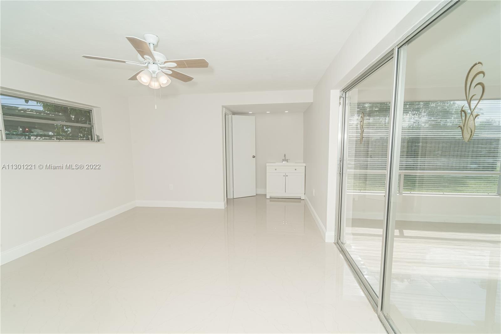 SUNRISE GOLF VILLAGE SECO - Residential