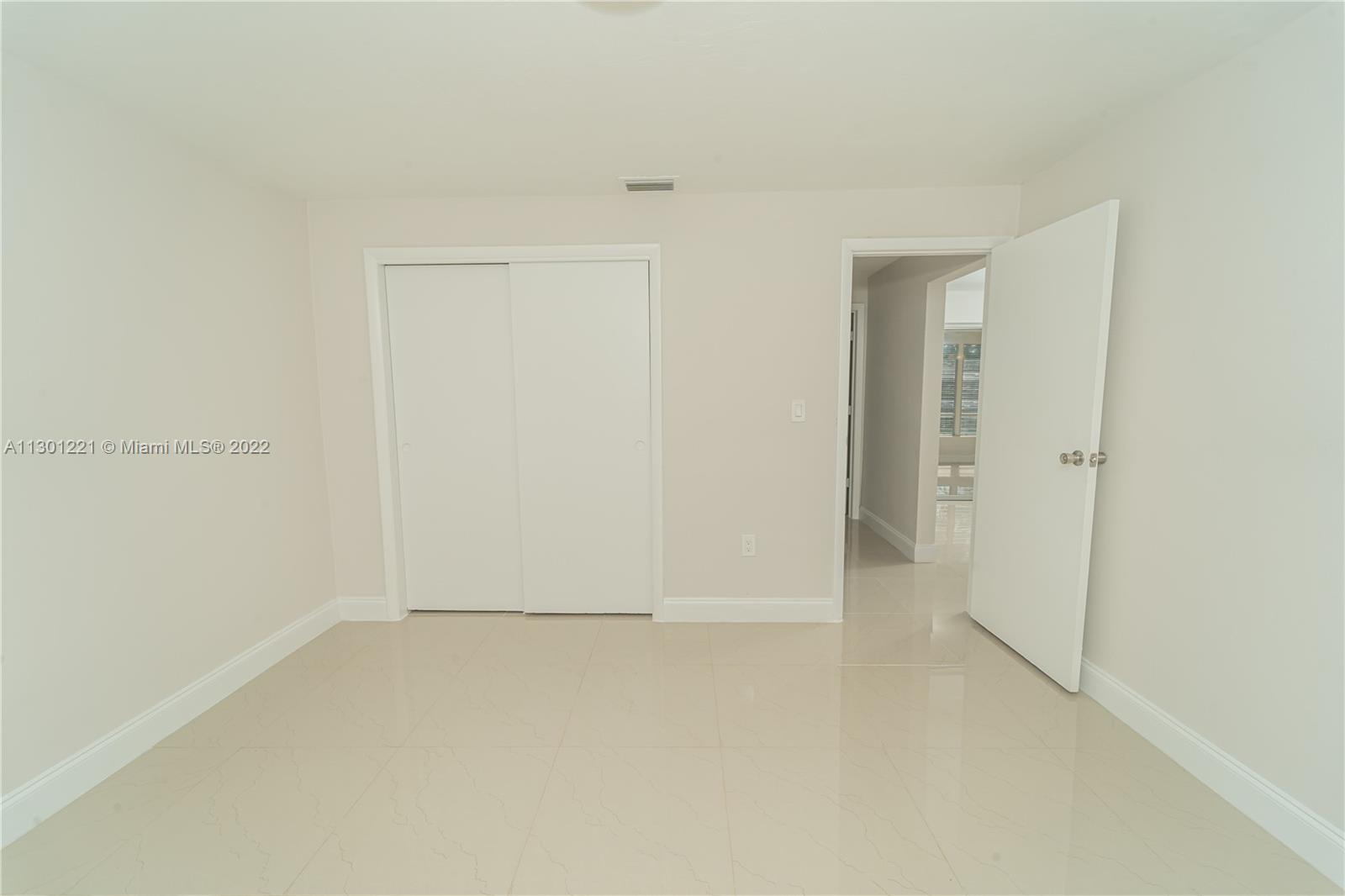 SUNRISE GOLF VILLAGE SECO - Residential