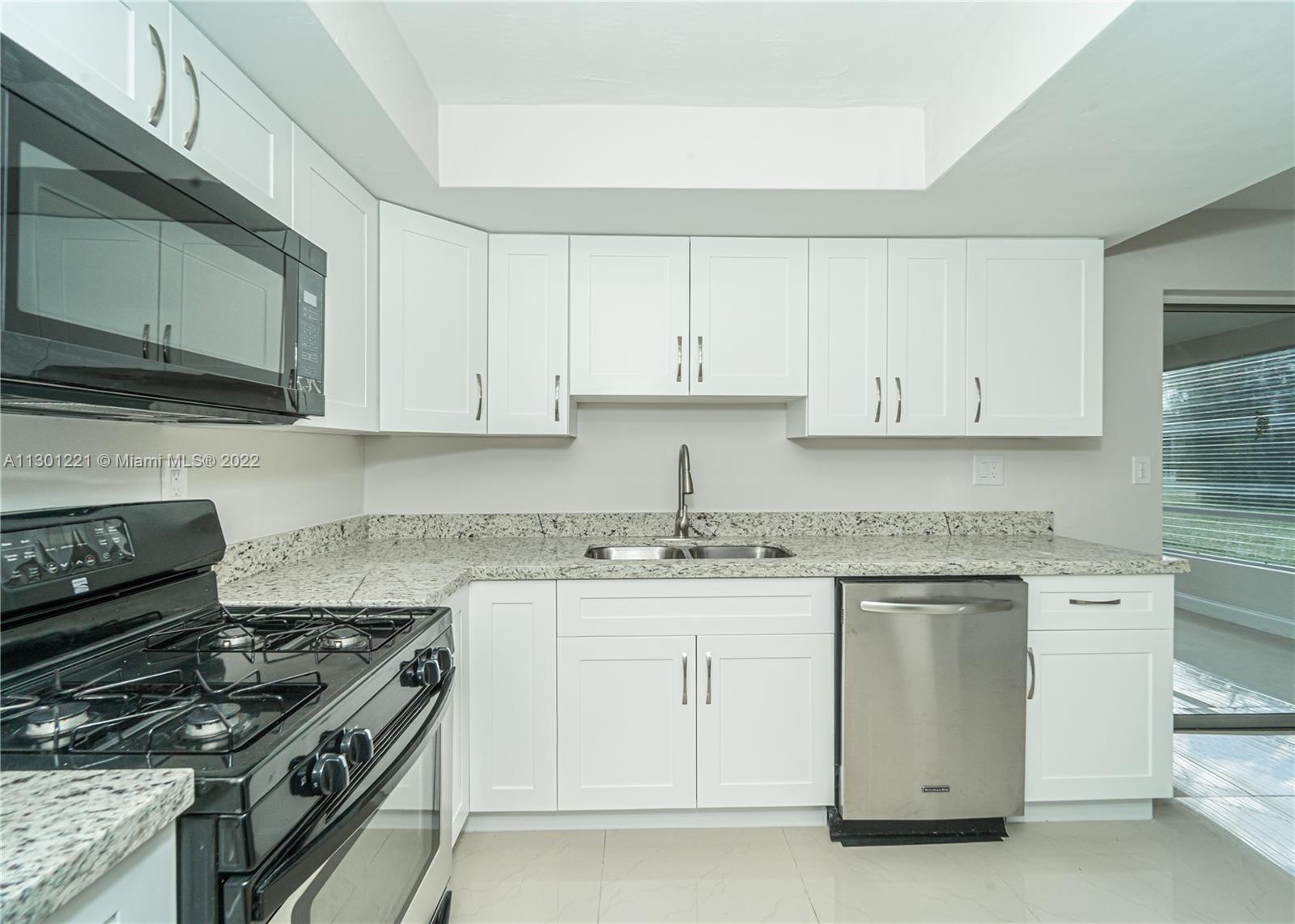 SUNRISE GOLF VILLAGE SECO - Residential