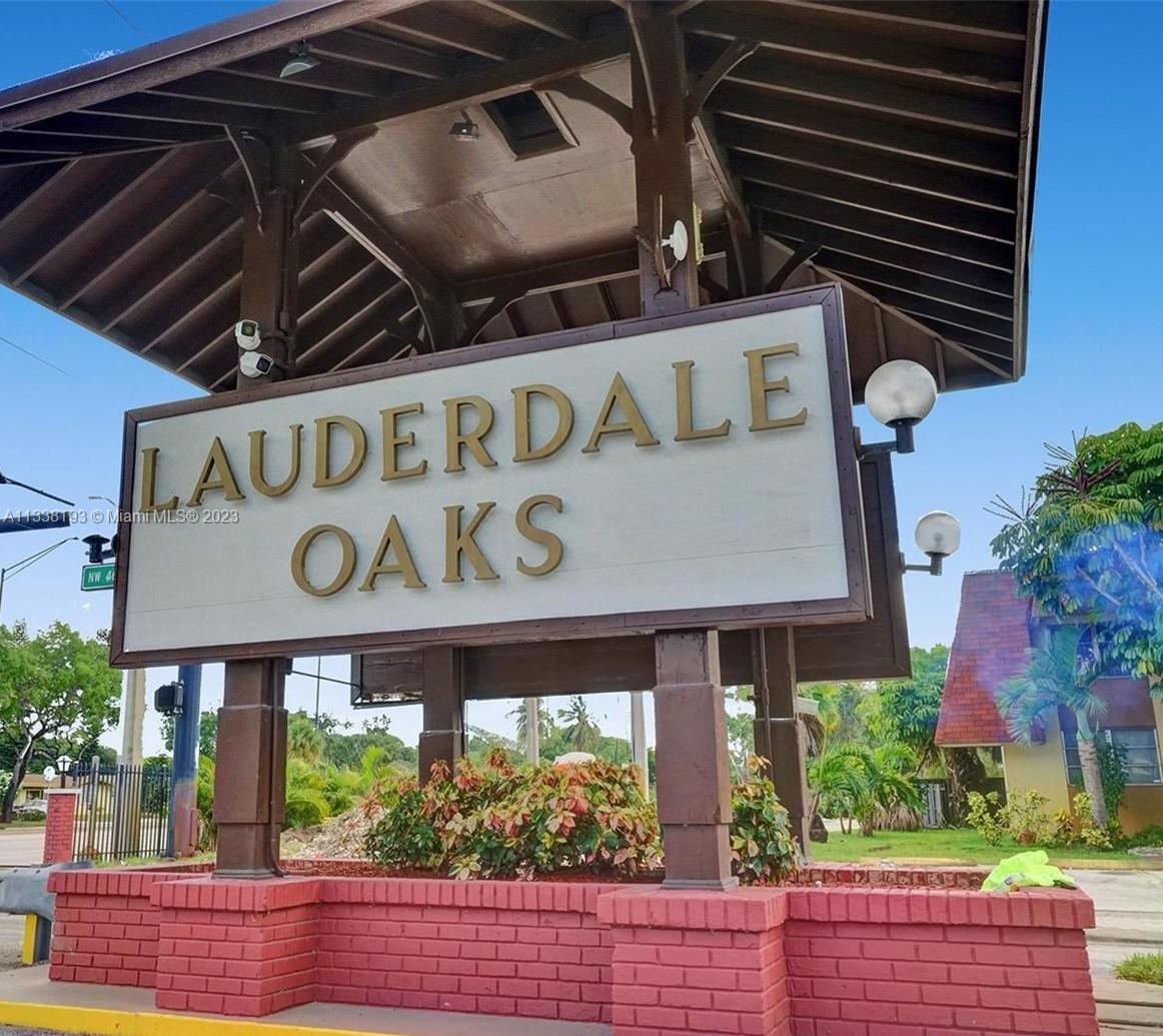 Lauderdale Oaks condo ***55+ community****, Spacious 2 Bedroom 2 Bath with patio. Well maintained community with BBQ area, heated pools and picnic area to enjoy your sunny days. Close to major shopping and restaurants. No leasing first year. Maintenance Fees Include Internet and Cable.