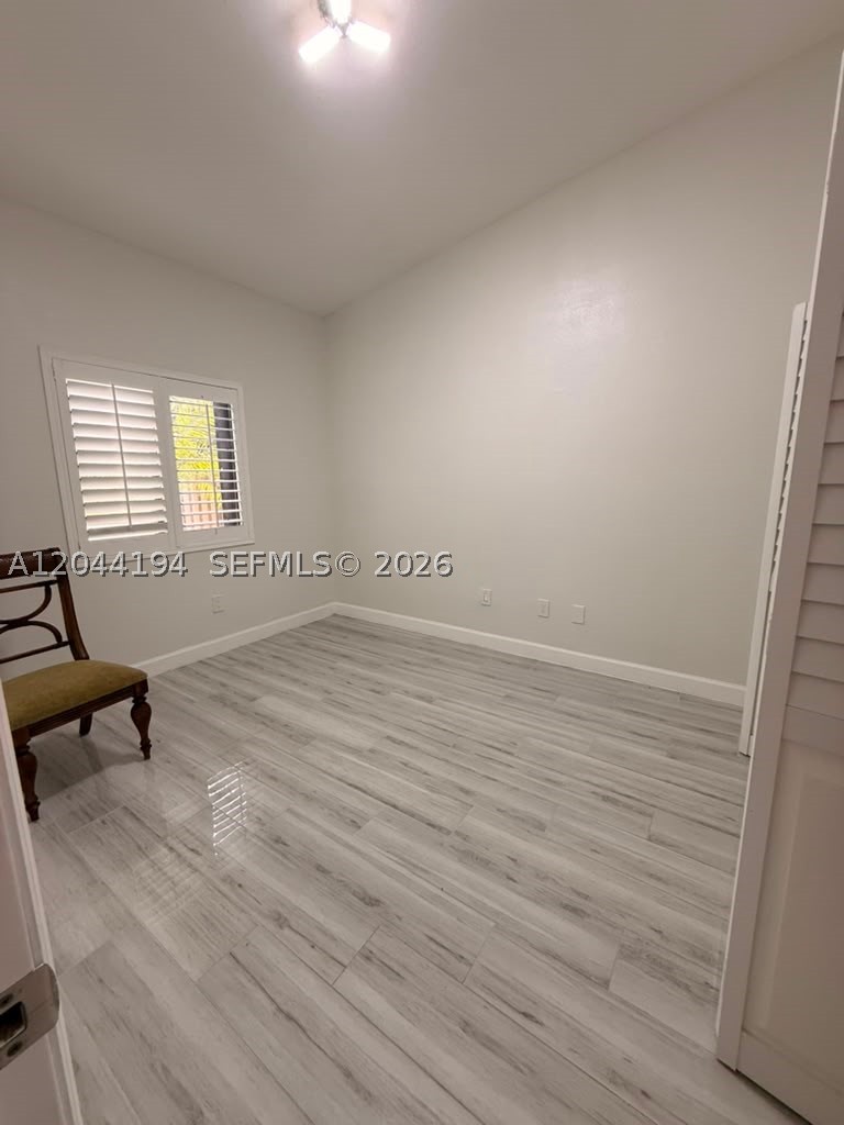 PINE ISLAND LAKES TOWNHOM - Residential Lease