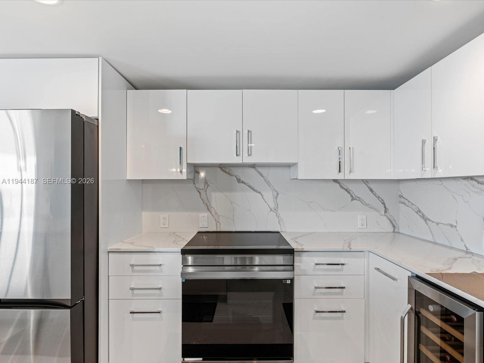 ONYX ON THE BAY CONDO - Residential
