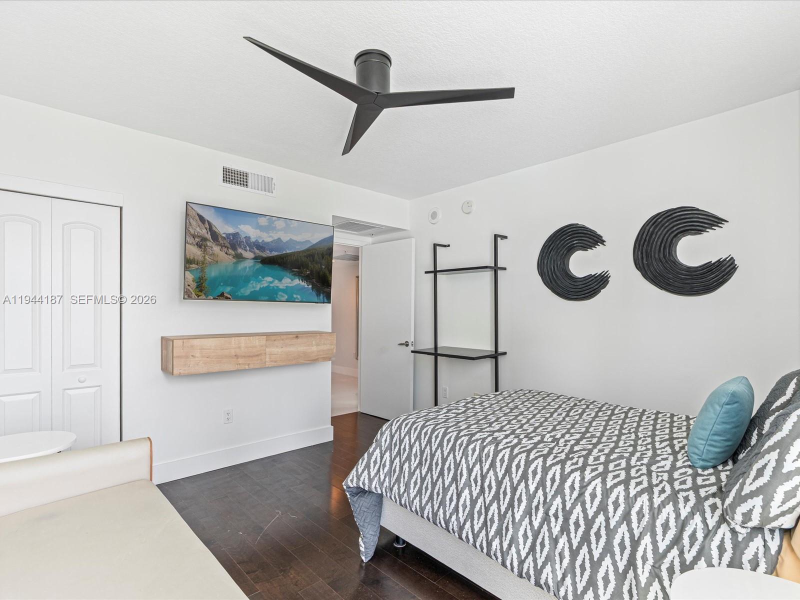 ONYX ON THE BAY CONDO - Residential