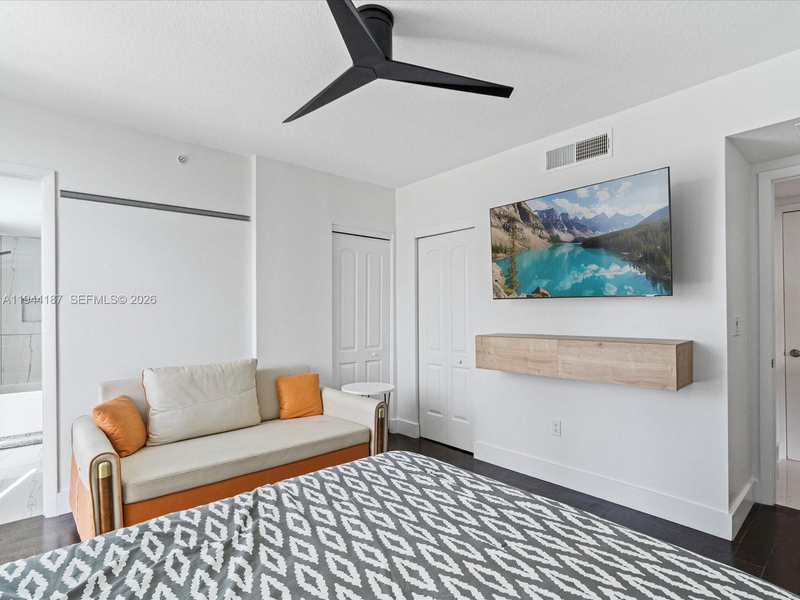 ONYX ON THE BAY CONDO - Residential