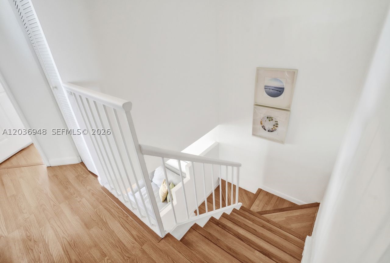 GABLES POINT II CONDO - Residential