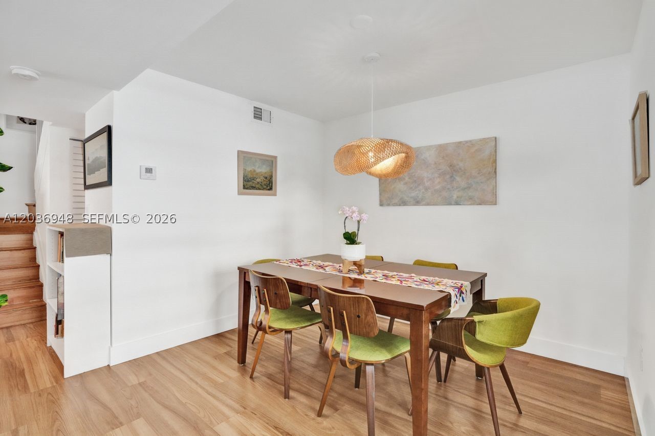 GABLES POINT II CONDO - Residential