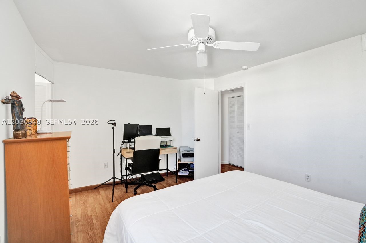 GABLES POINT II CONDO - Residential