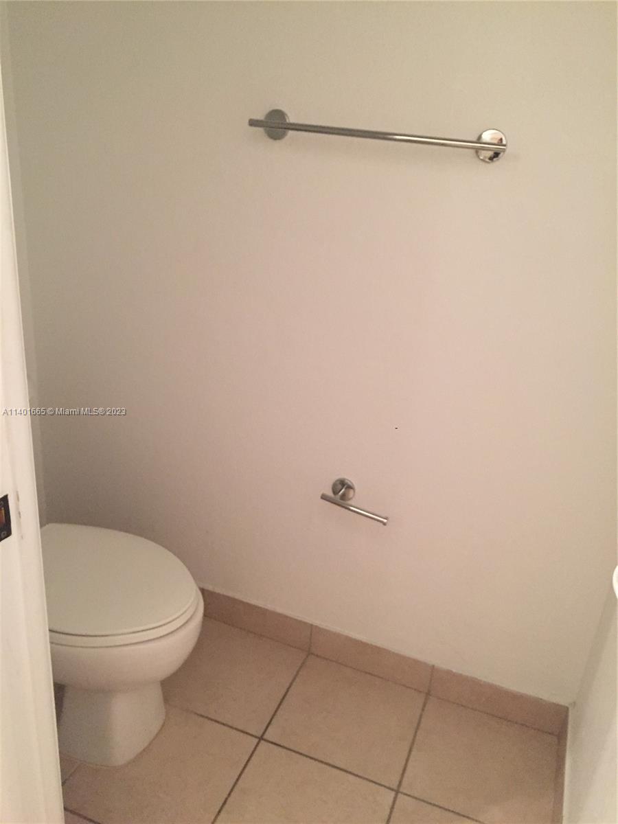 CORONADO AT DORAL I CONDO - Residential Lease