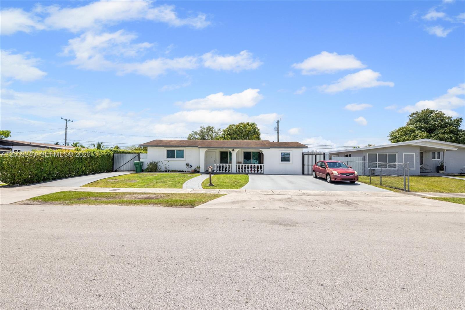 SO MIAMI HEIGHTS MANOR - Residential