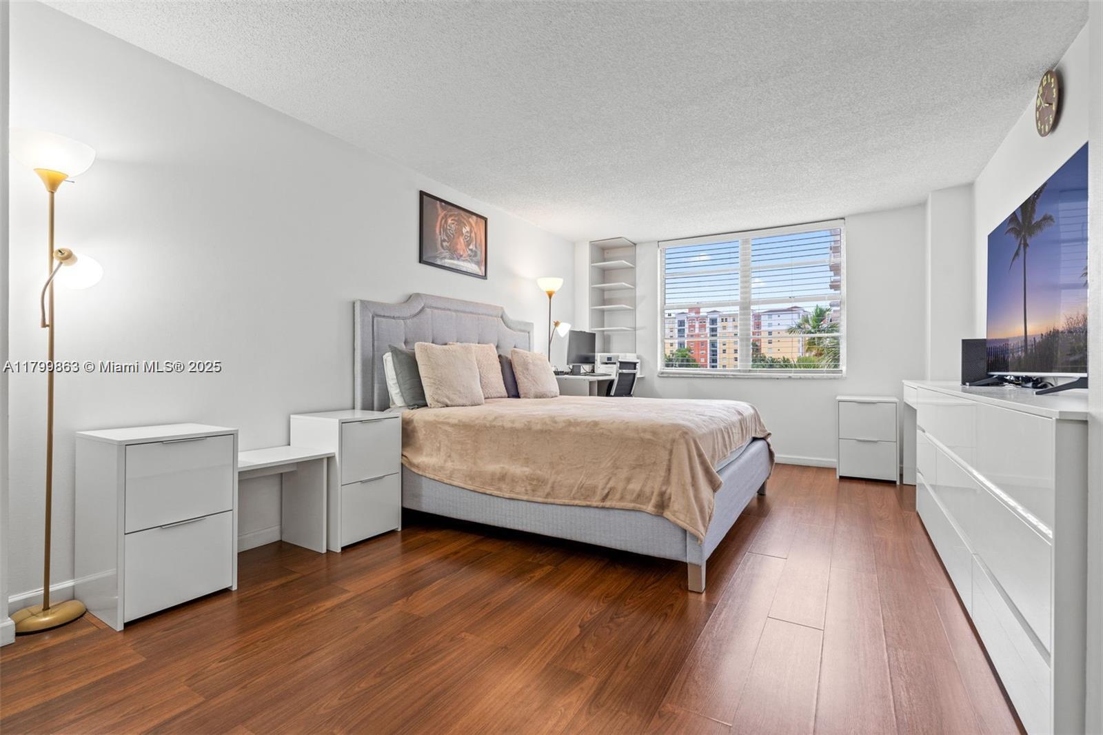 WINSTON TOWERS 200 - Residential Lease