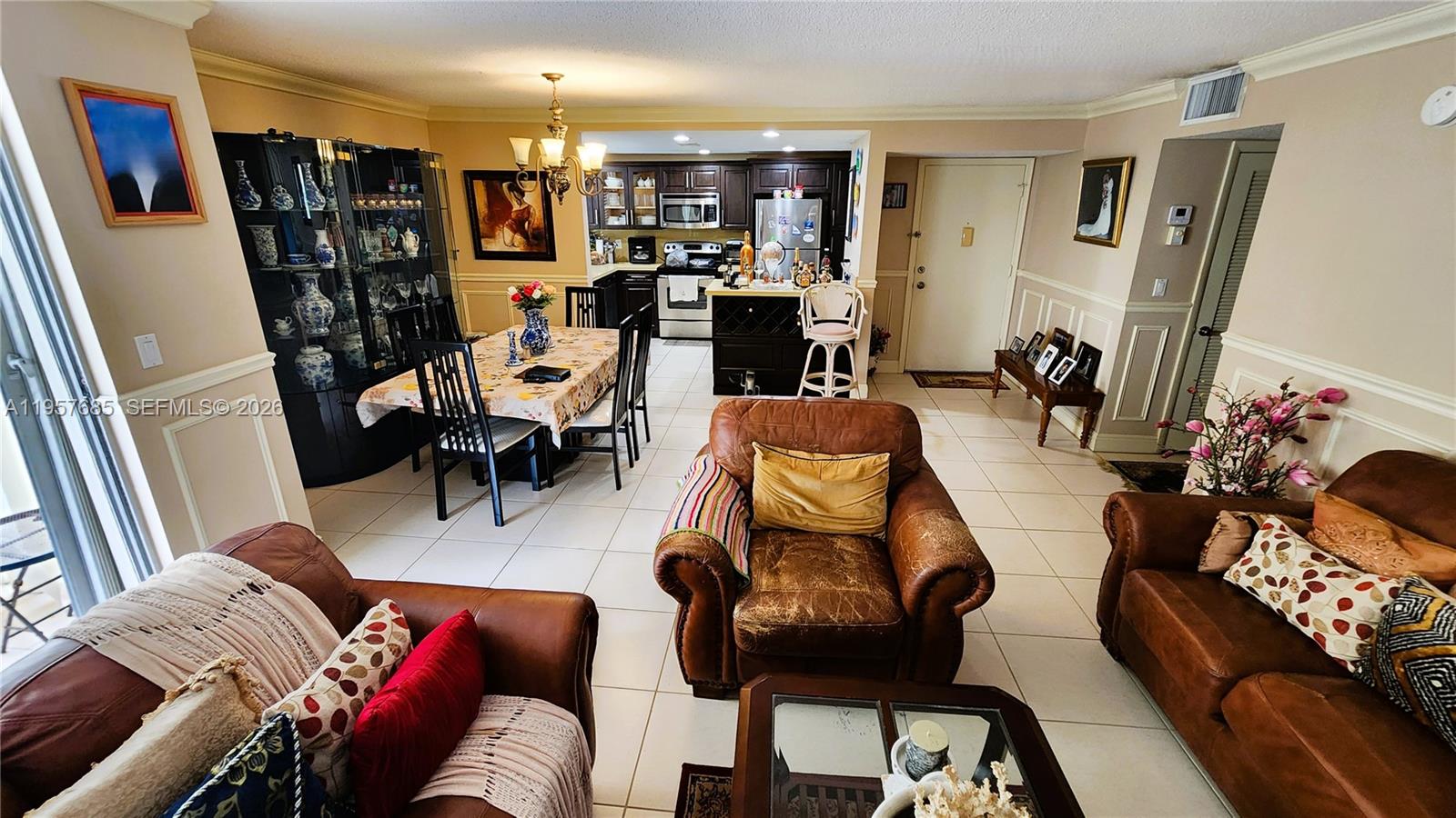IMPERIAL TOWERS CONDO - Residential