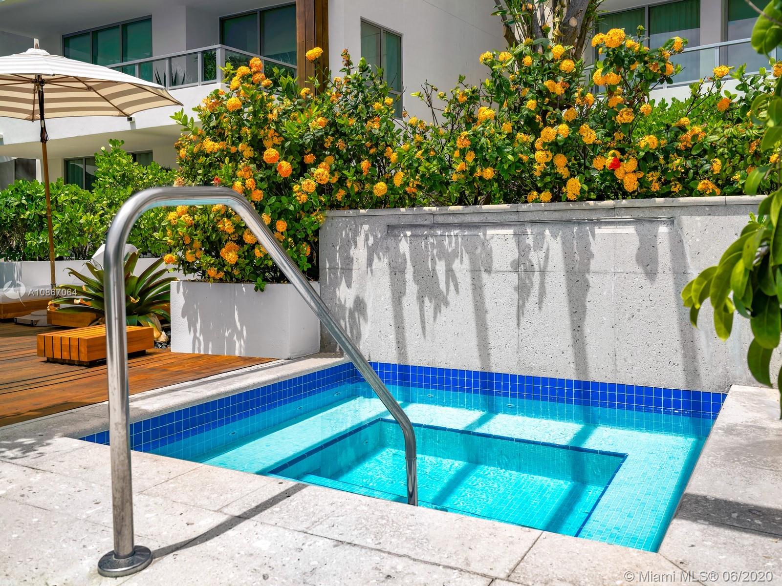 OCEAN HOUSE CONDO - Residential
