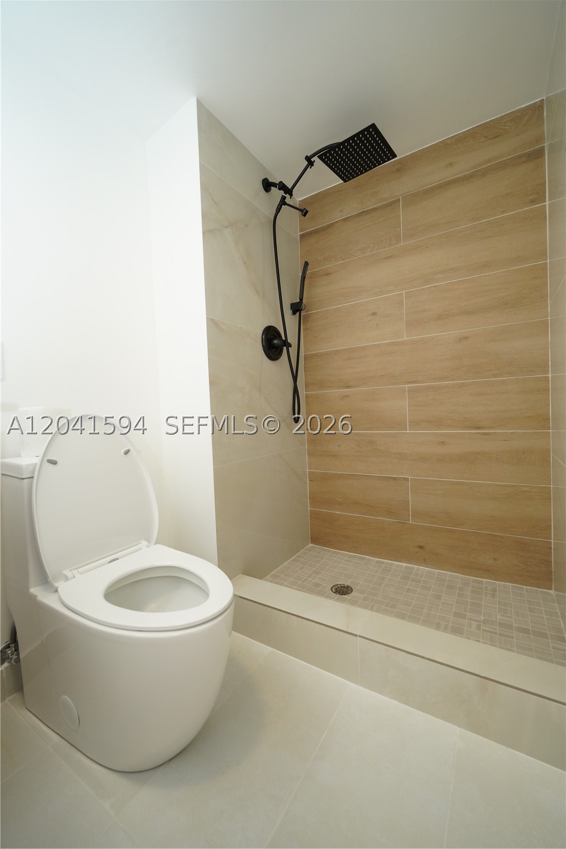 ARAGON PHASE 1A CONDO - Residential