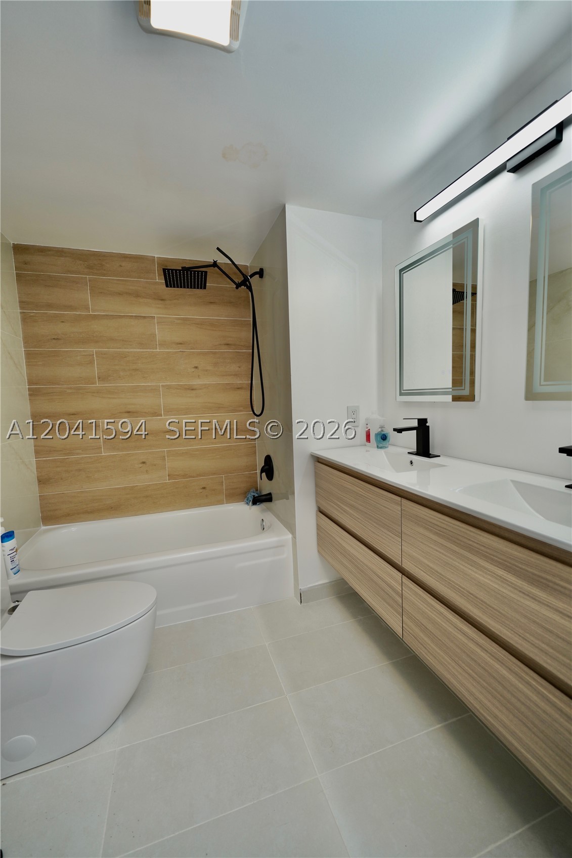 ARAGON PHASE 1A CONDO - Residential