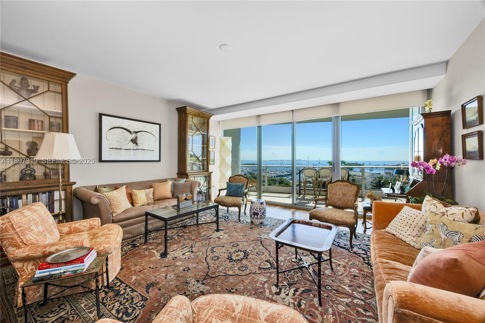 GROVENOR HOUSE CONDO - Residential