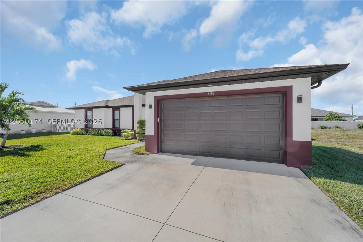 CAPE CORAL - Residential