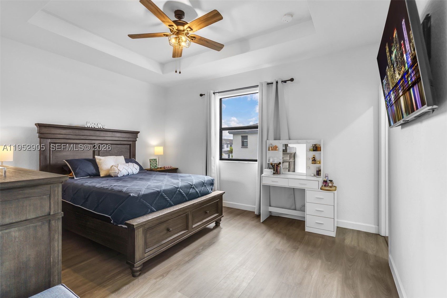 PINE ISLE - Residential