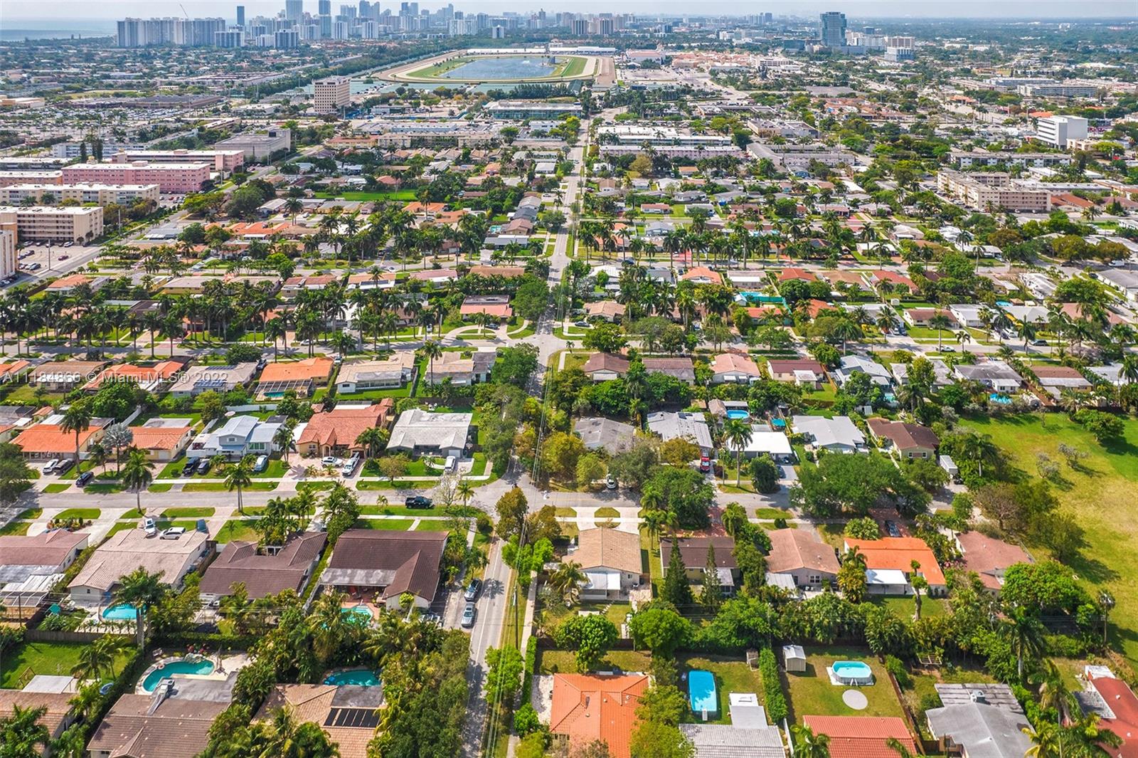 GULFSTREAM ESTATES - Residential