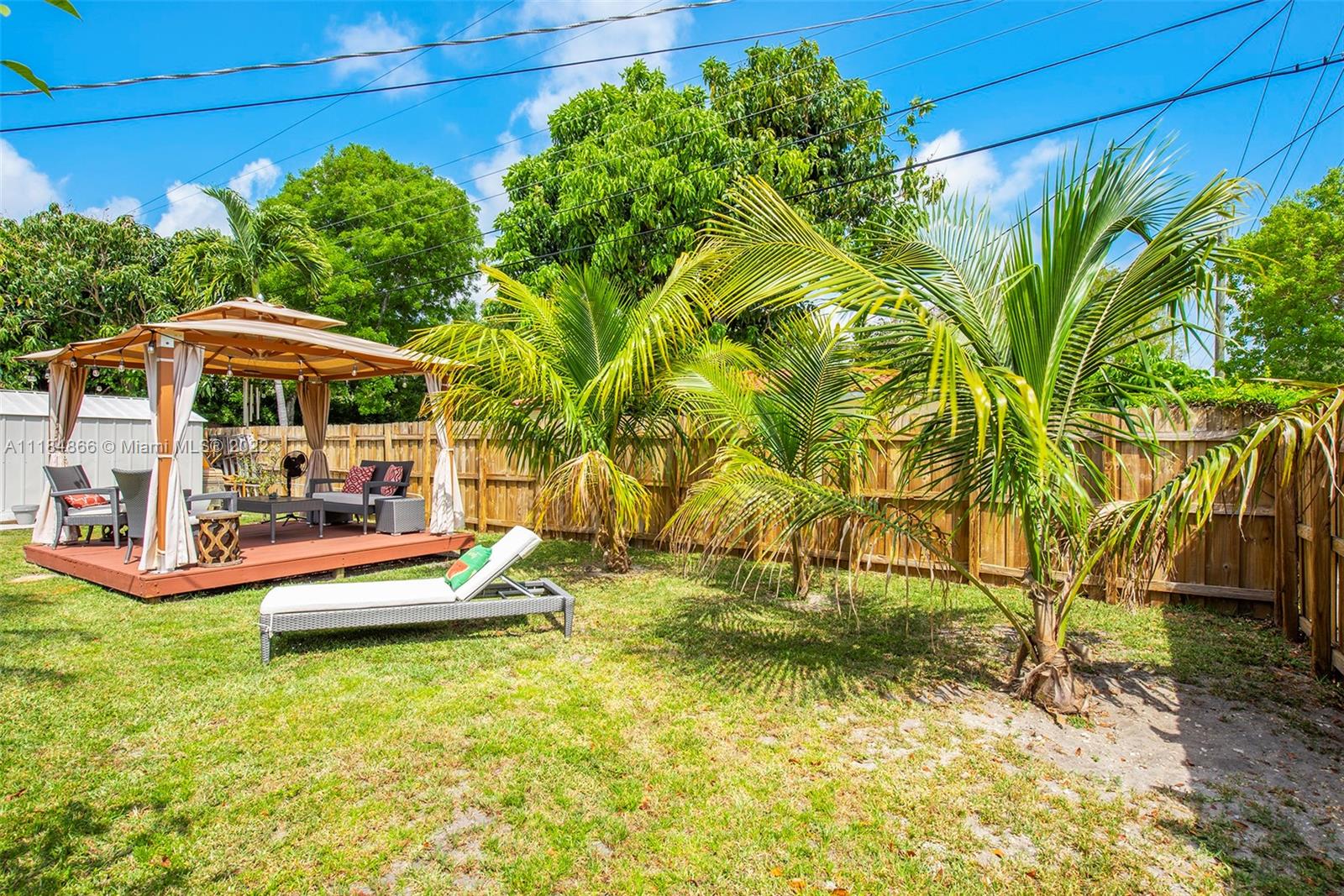GULFSTREAM ESTATES - Residential