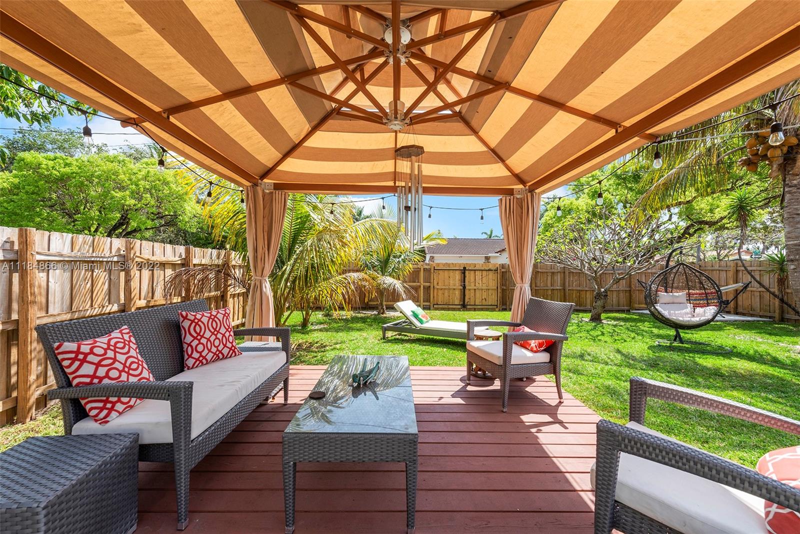 GULFSTREAM ESTATES - Residential