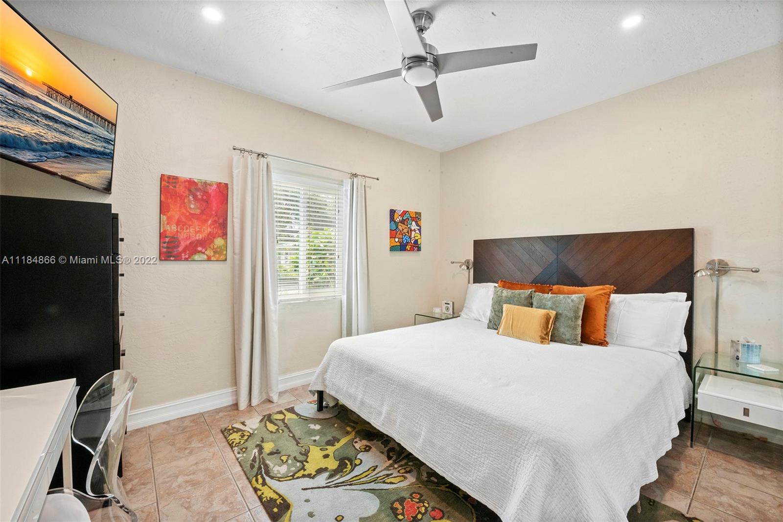 GULFSTREAM ESTATES - Residential