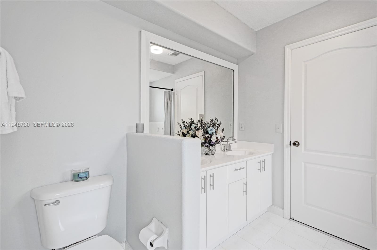 PELICANS COVE - Residential