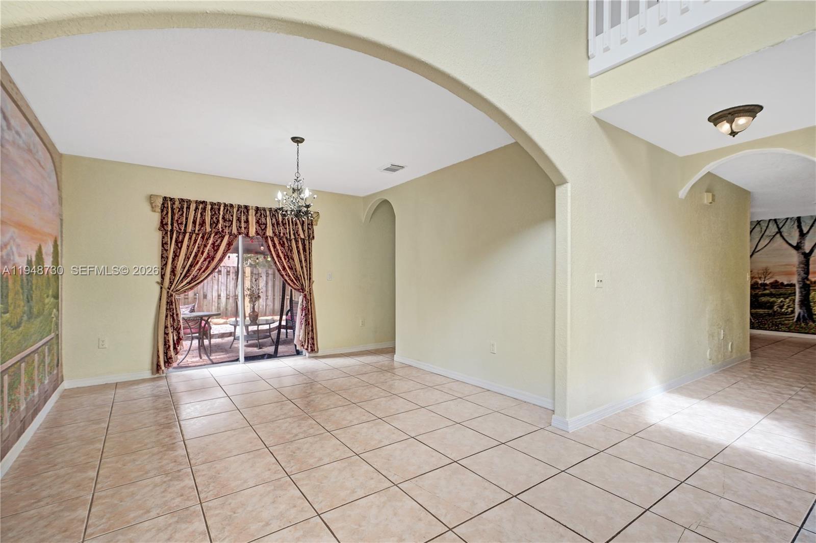 PELICANS COVE - Residential