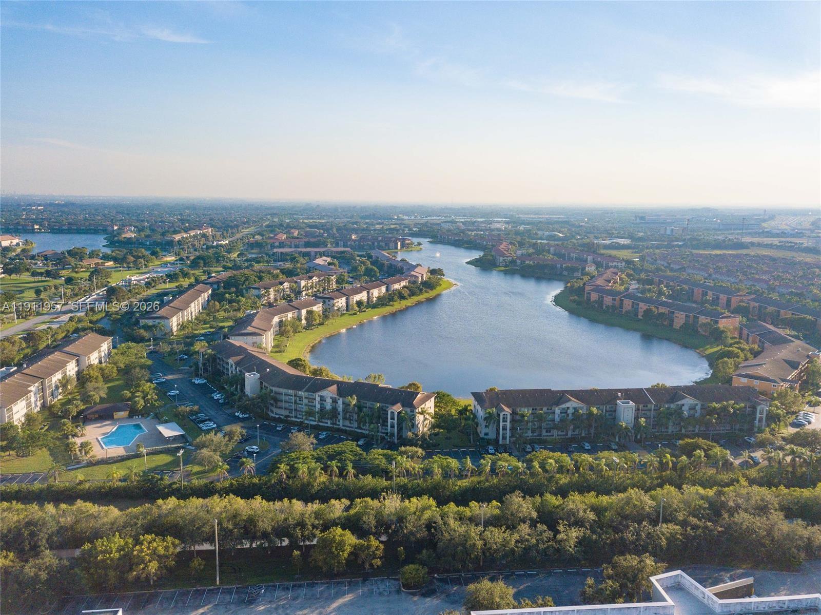 CAMBRIDGE AT CENTURY VILL - Residential