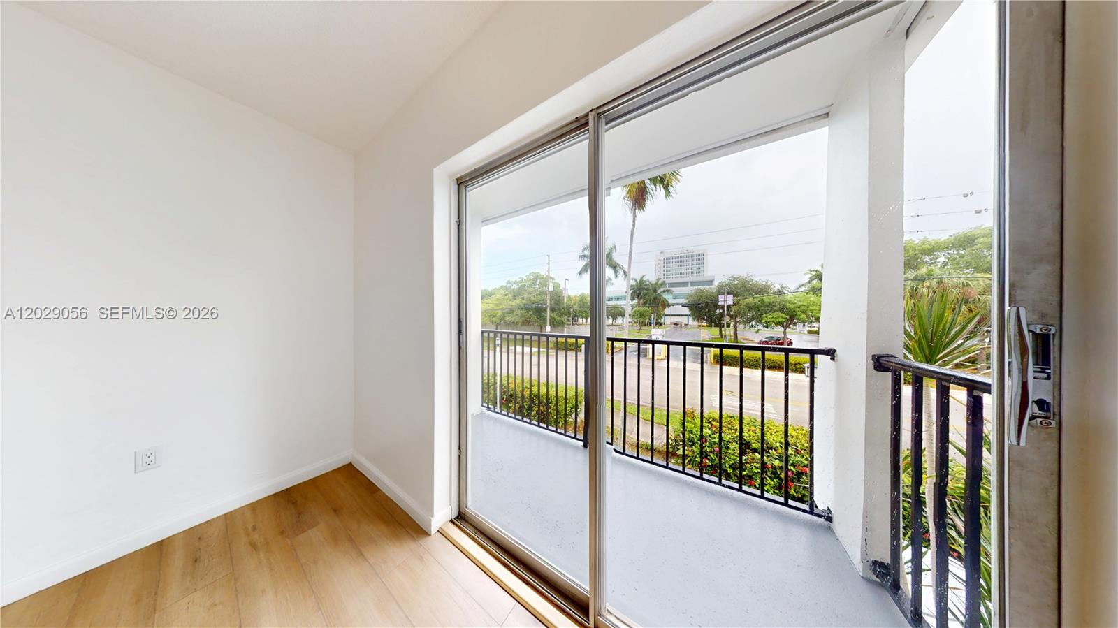BEACON MANOR - Residential Lease