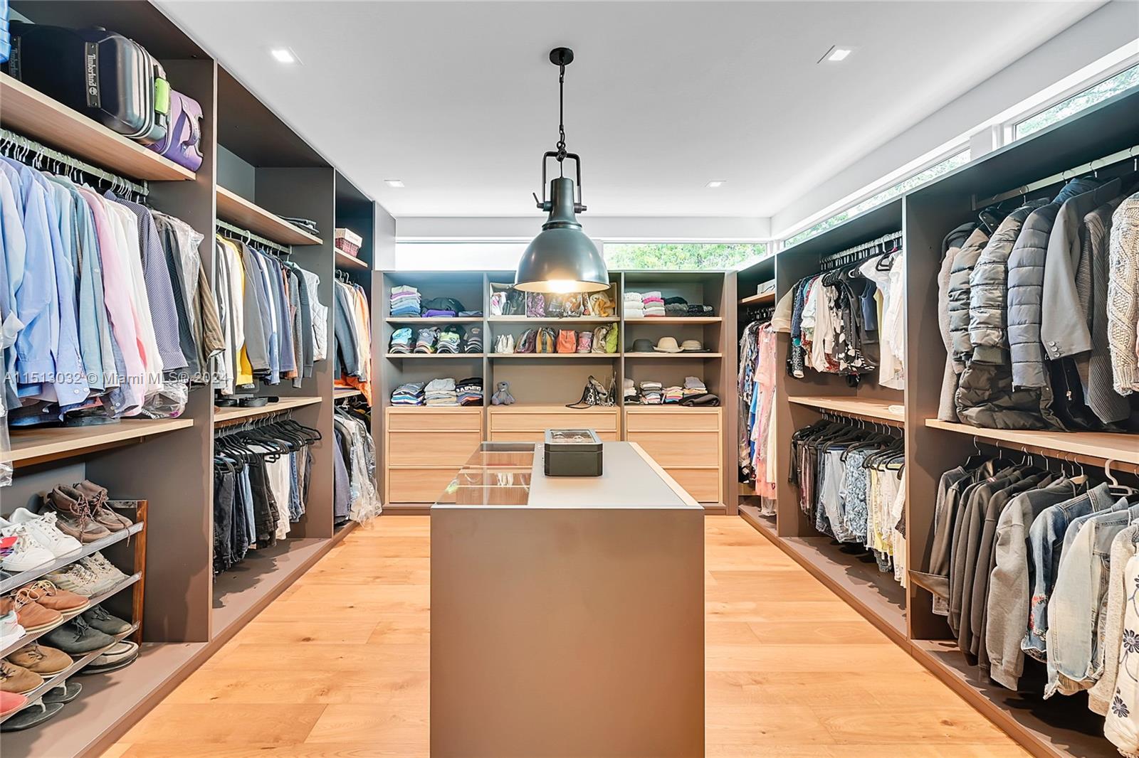 NORTH KENDALL - Residential