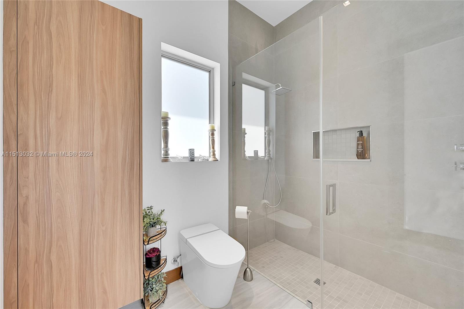 NORTH KENDALL - Residential