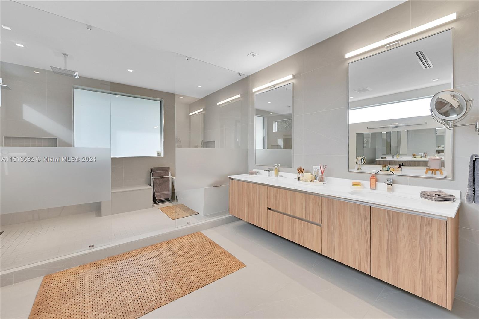 NORTH KENDALL - Residential