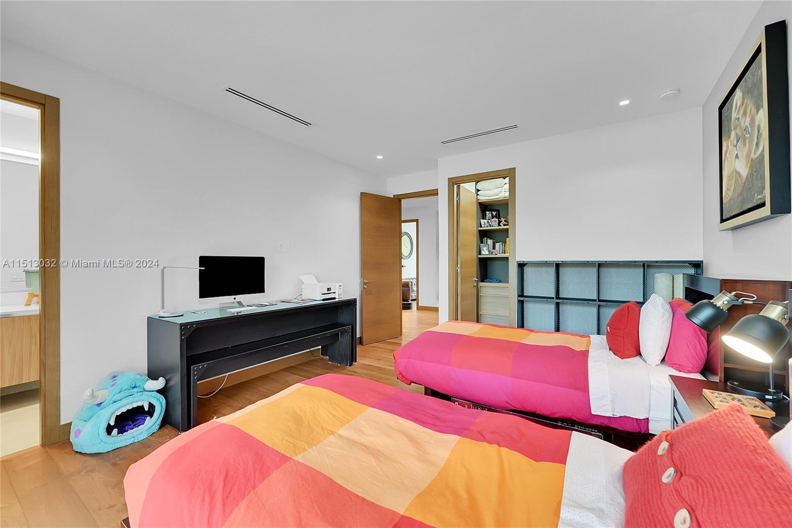 NORTH KENDALL - Residential