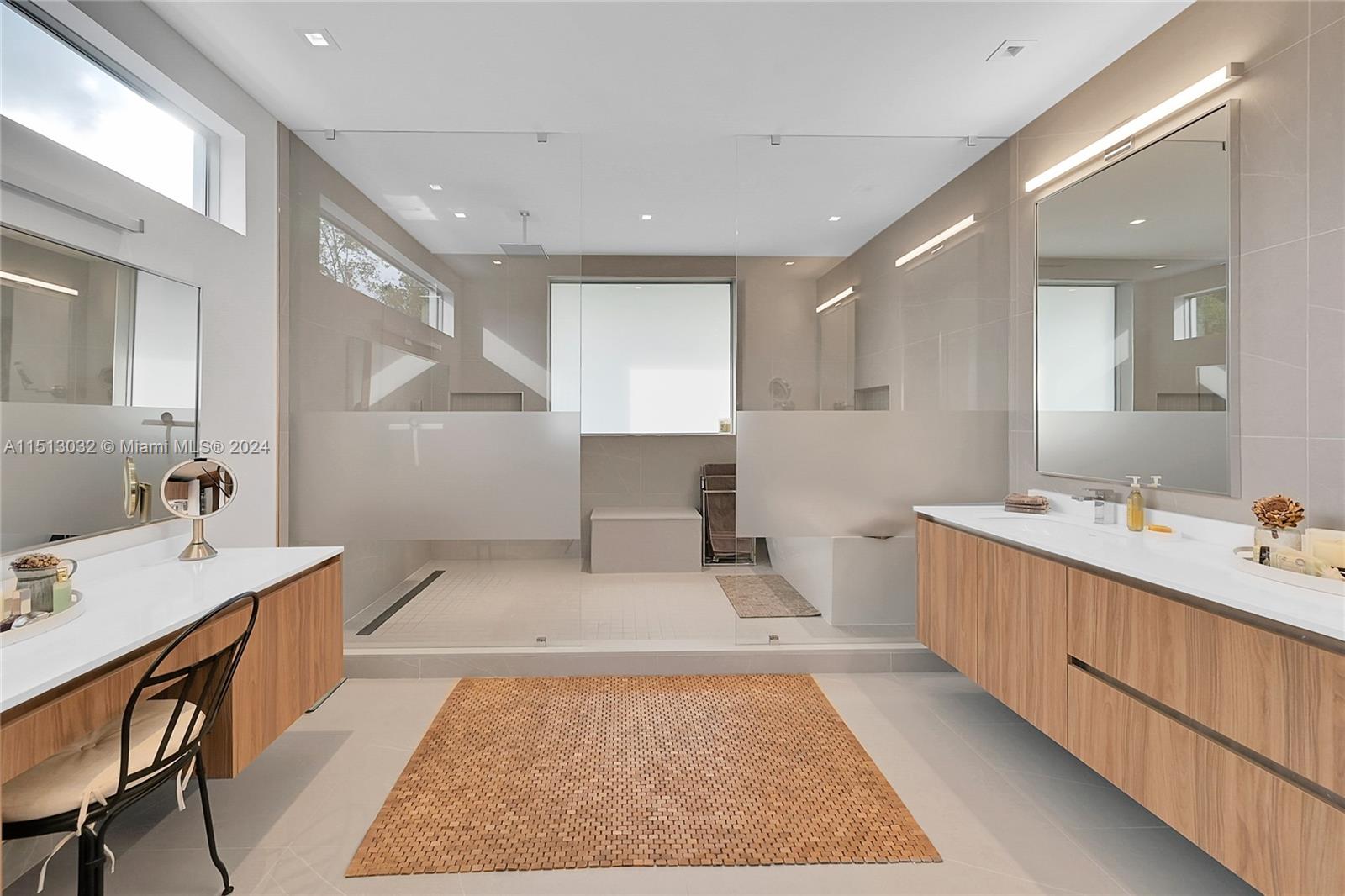 NORTH KENDALL - Residential