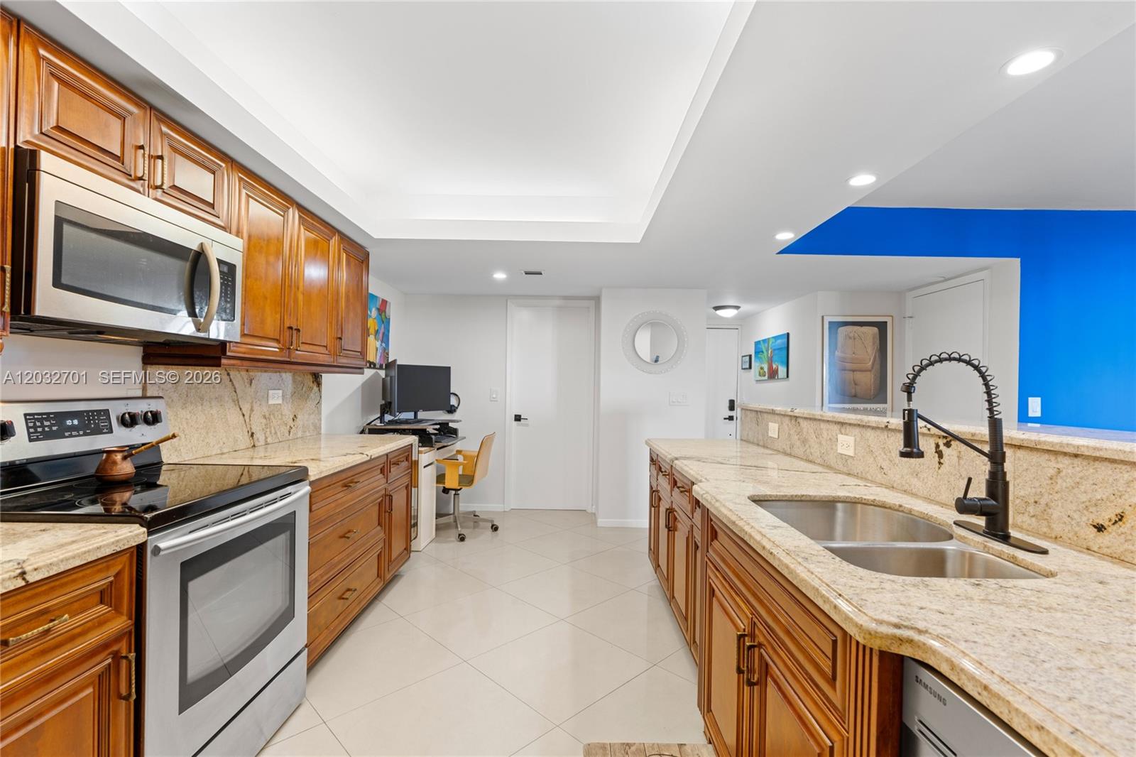 LAVERS RESORT & RACQUET C - Residential