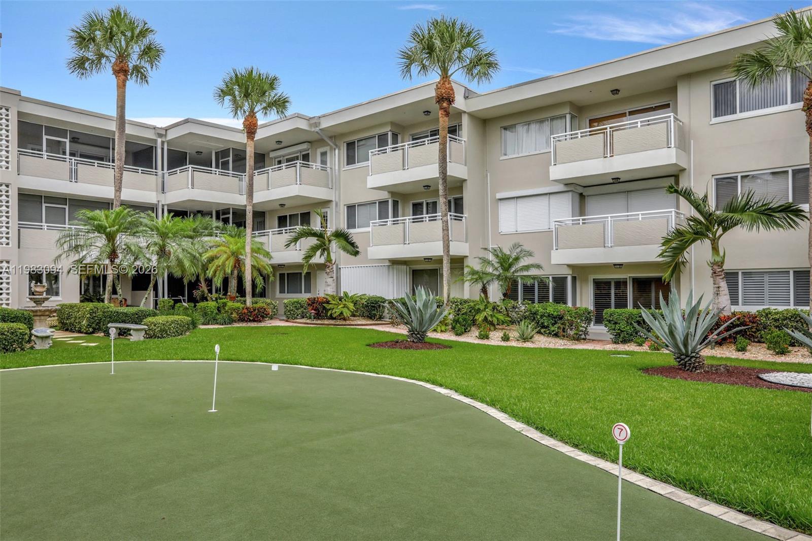 HILLSBORO IMPERIAL APTS C - Residential