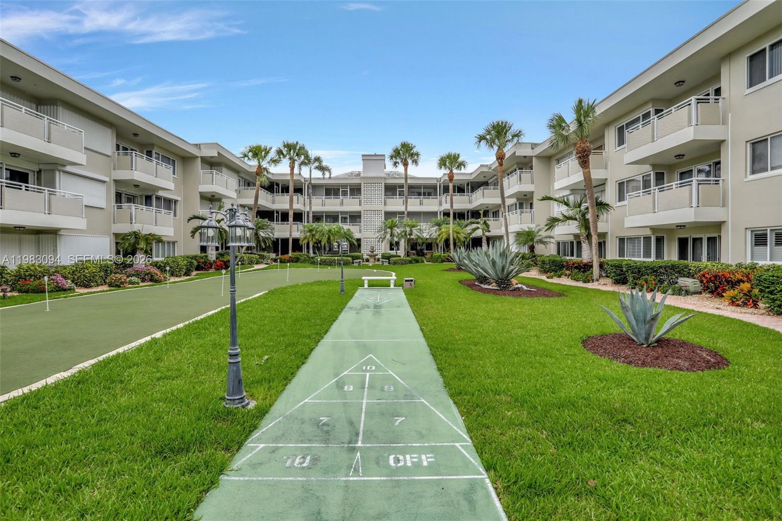 HILLSBORO IMPERIAL APTS C - Residential