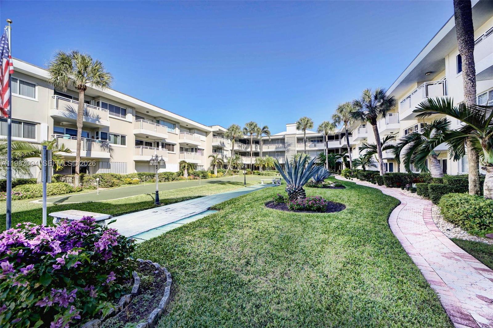 HILLSBORO IMPERIAL APTS C - Residential