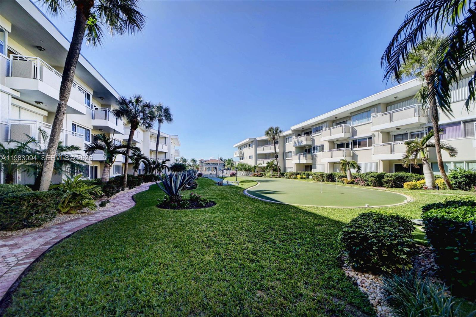 HILLSBORO IMPERIAL APTS C - Residential