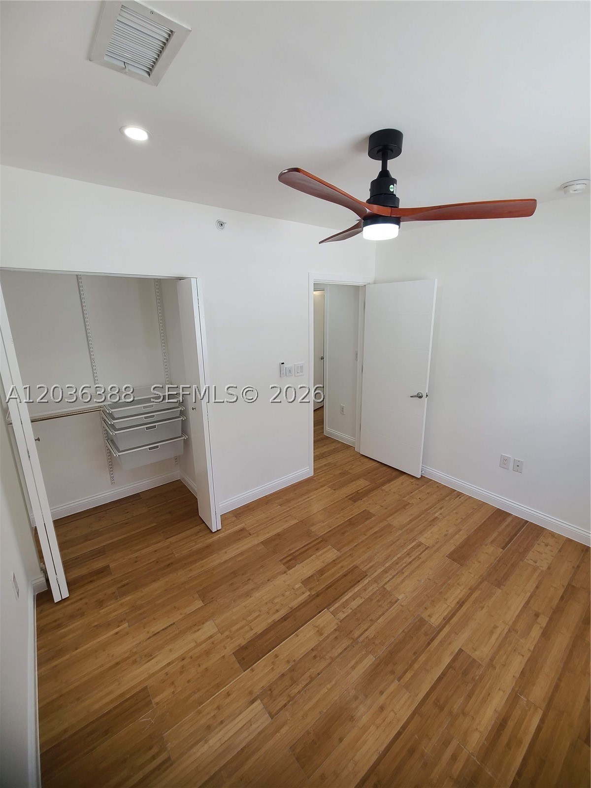 OCEAN BEACH ADDN NO 3 - Residential Lease