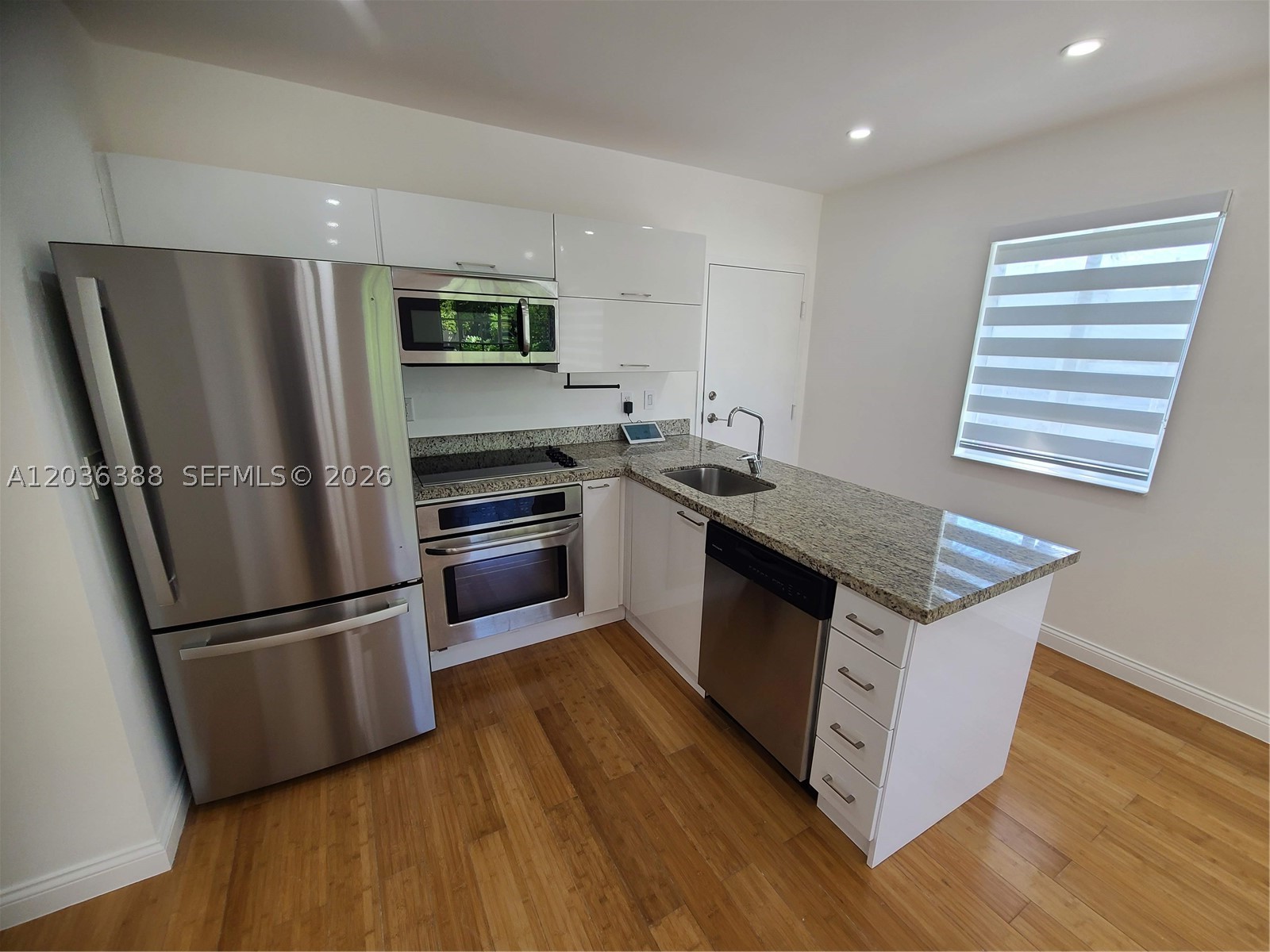 OCEAN BEACH ADDN NO 3 - Residential Lease