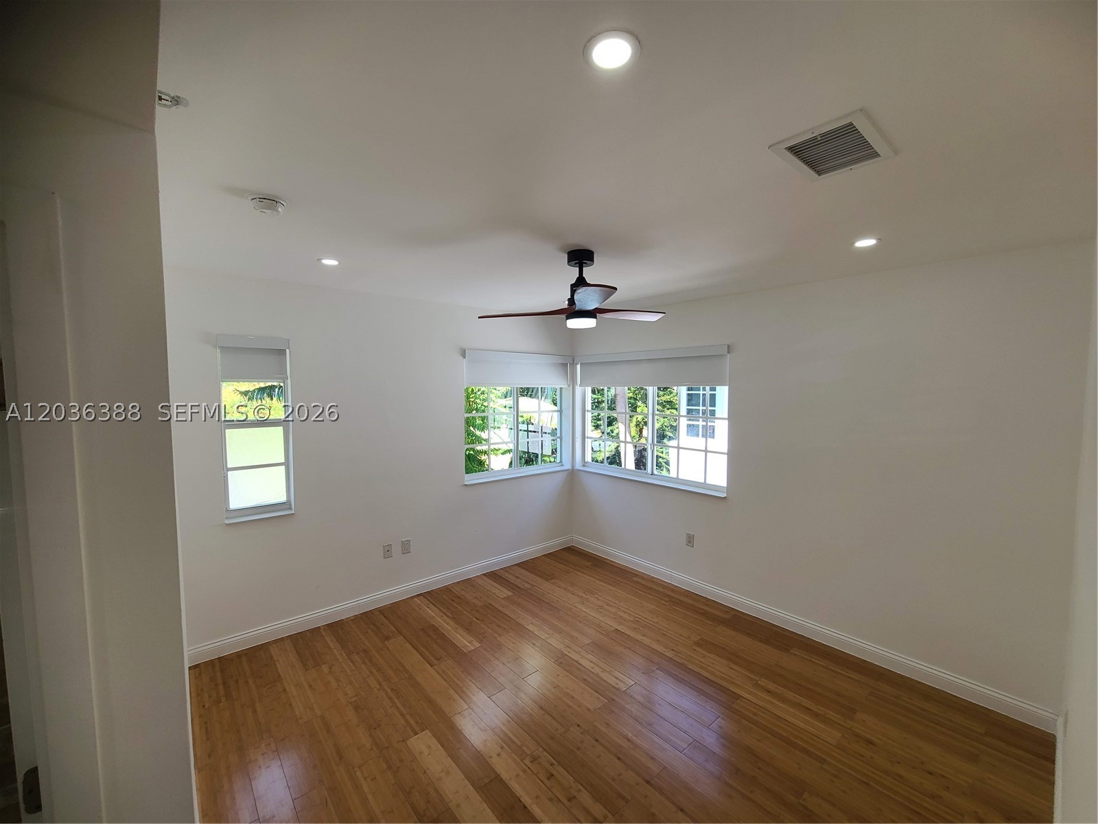 OCEAN BEACH ADDN NO 3 - Residential Lease
