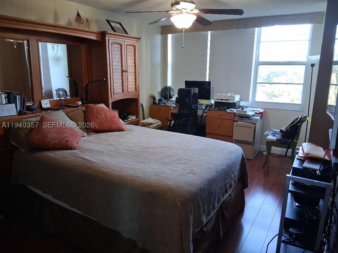 PARK PLACE CONDOMINIUM NO - Residential
