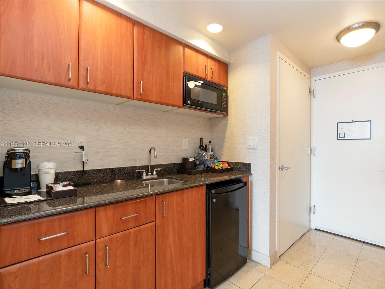 TRUMP INTERNATIONAL SONES - Residential