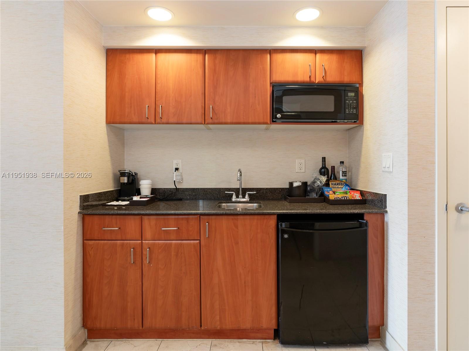 TRUMP INTERNATIONAL SONES - Residential
