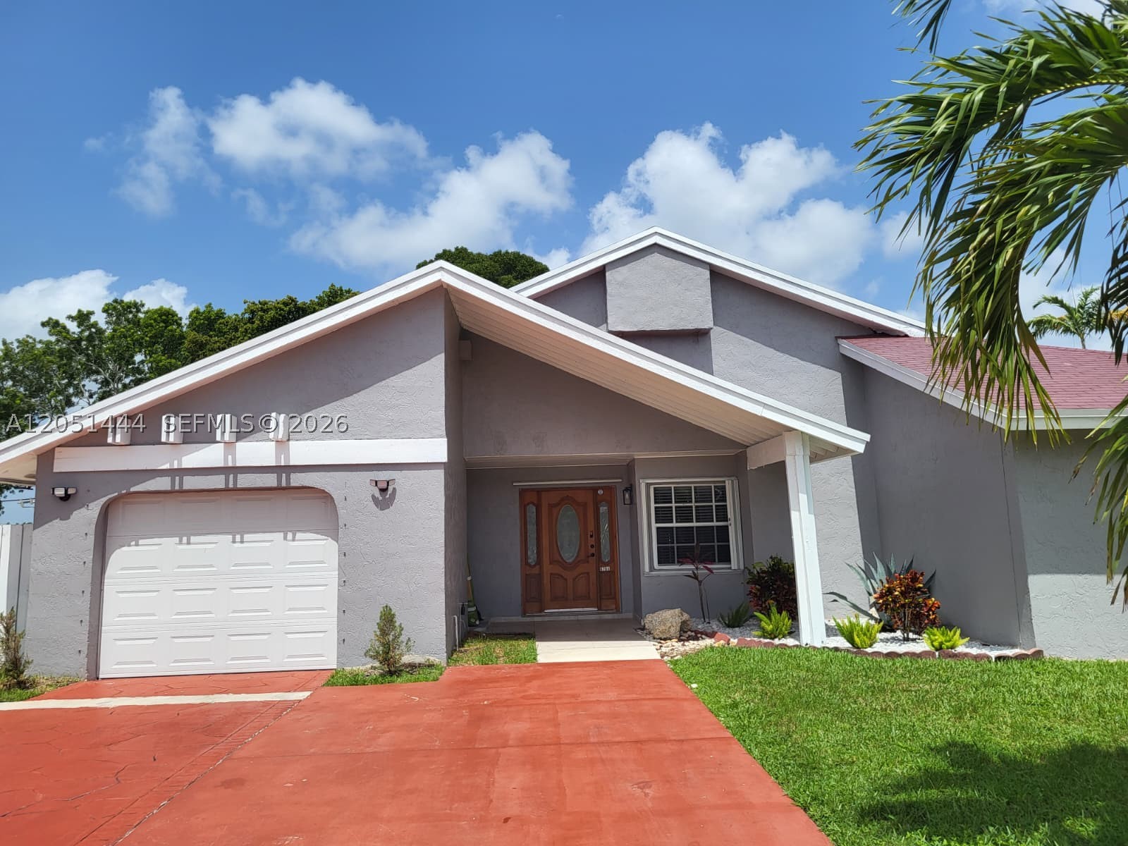 WESTWIND LAKES SEC 3 - Residential Lease