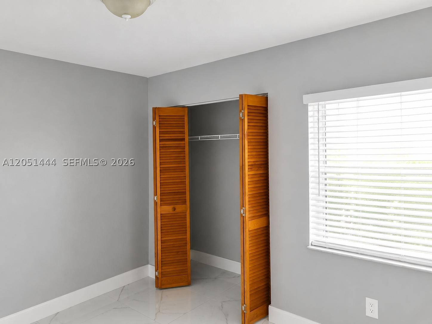 WESTWIND LAKES SEC 3 - Residential Lease