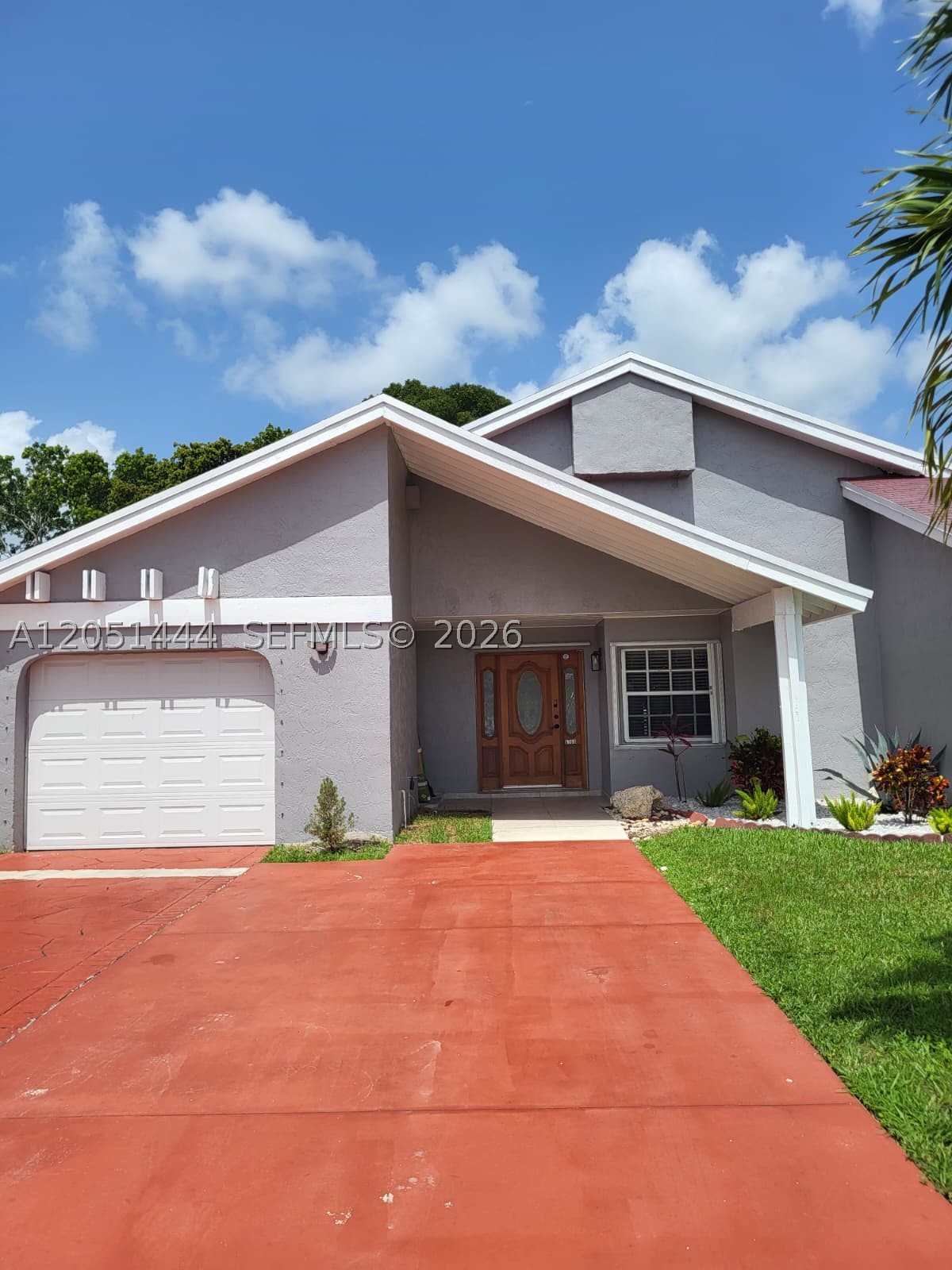 WESTWIND LAKES SEC 3 - Residential Lease